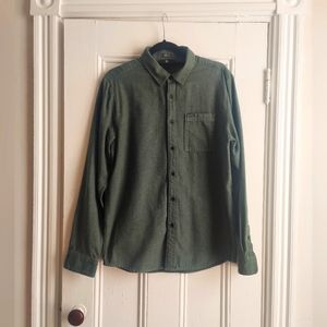 Soft Lightweight Men's Volcom Button Down Sirt Size Large